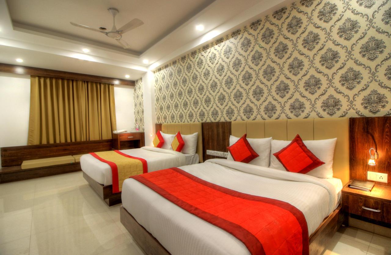 Hotel Almati Inn At Delhi Airport Neu-Delhi Exterior foto